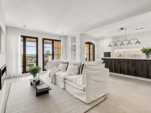 Apartamento en venta en Benahavís Málaga