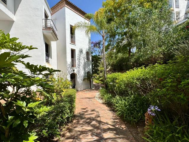 Apartamento en venta en Benahavís Málaga