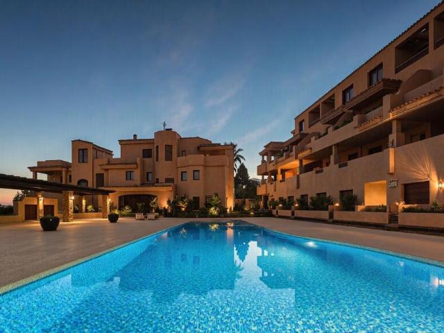 Apartamento en venta en Benahavís Málaga