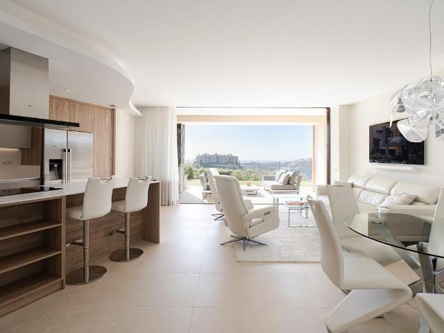 Apartamento en venta en Benahavís Málaga