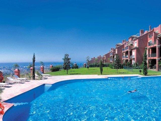 Apartamento en venta en Benahavís Málaga