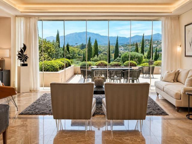 Apartamento en venta en Benahavís Málaga