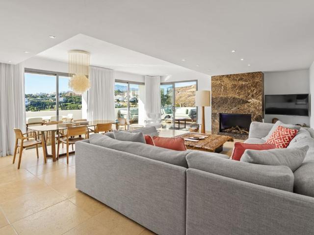 Apartamento en venta en Benahavís Málaga