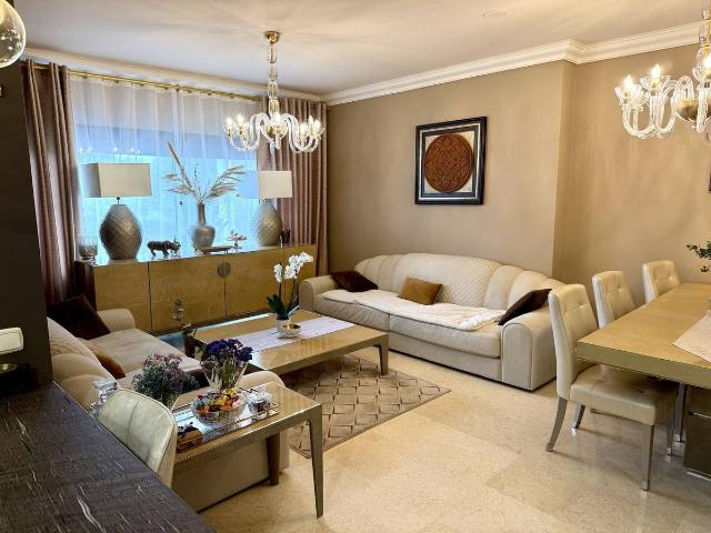 Apartamento en Venta en Benahavís pueblo