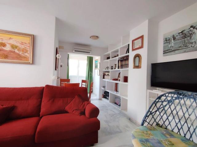 Apartamento en venta en Benalmádena, Zona Centro Comercial Torrequebrada. A metros del Mediterráneo. Apartamentos.