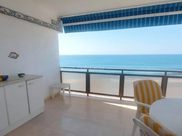 Apartamento en venta en Benalmádena, Zona Centro Comercial Torrequebrada. Apartamento en primera línea de playa,VISTAS FRONTALES, en Benalmádena Málaga. Apartamentos.