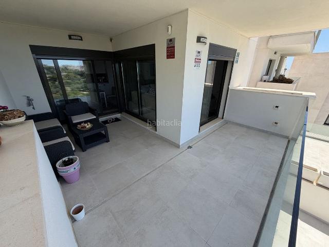 Apartamento en venta en Benalmádena, Arroyo de la Miel. Apartamento en Planta Media de 2 dormitorios en Benalmadena. Apartamentos.