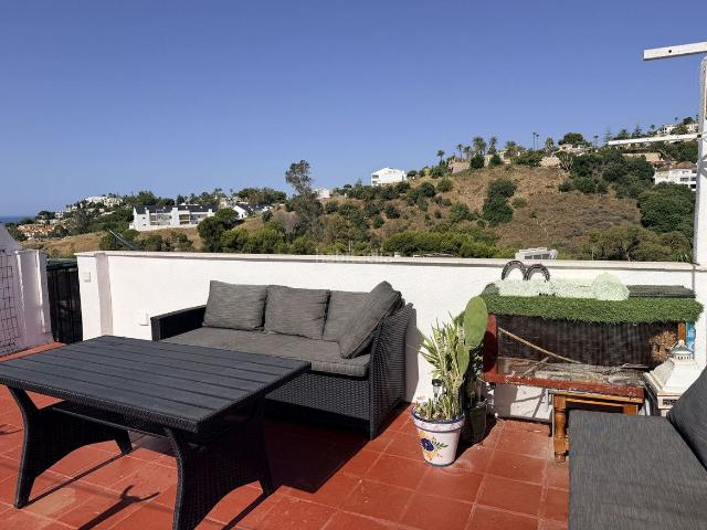 Apartamento en venta en Benalmádena, Arroyo de la Miel. Apartamento en Planta Media de 2 dormitorios en Benalmadena. Apartamentos.
