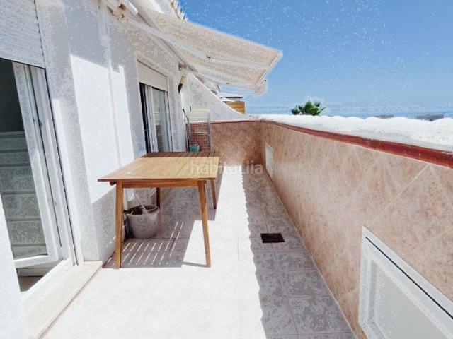 Apartamento en venta en Benalmádena, Arroyo de la Miel. Atico céntrico con vistas al mar de 1 dormitorio. Apartamentos.
