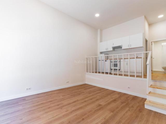 Apartamento en venta en Benalmádena, Centro. Piso reformado a estrenar 1 dormitorio Pleno centro de Arroyo de la Miel Ideal inversión. Apartamentos.