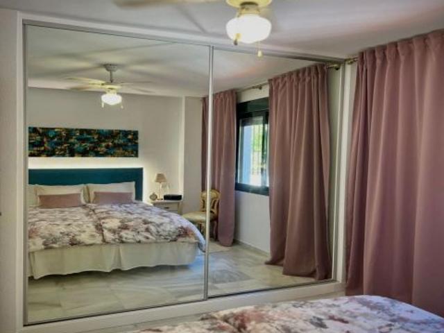 Apartamento en Venta en Benalmádena Costa, Málaga