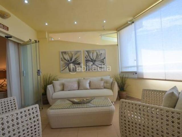 Apartamento en venta en Benalmádena, Hacienda Torrequebrada. PISO DE 3 DORMITORIOS EN PRIMERA LÍNEA CON VISTAS ESPECTACULARES AL MAR. Apartamentos.