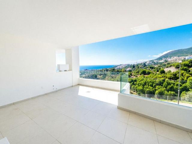 Apartamento en venta en Benalmádena, Los Nadales Tio Charles. Apartamentos.