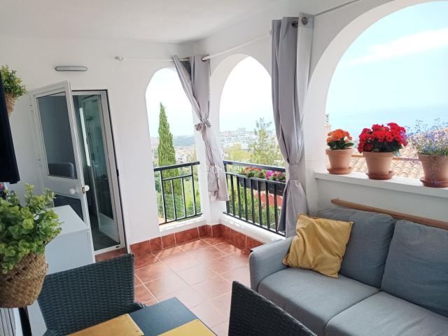 Apartamento en venta en Benalmádena, Los Nadales Tio Charles. Apartamentos.