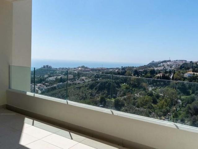 Apartamento en venta en Benalmádena, Montealto