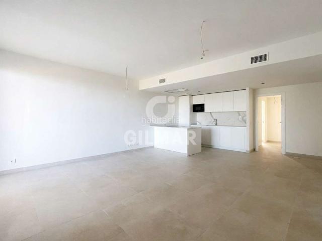 Apartamento en venta en Benalmádena, Montealto Monterrey. Apartamento a estrenar con vistas al mar en Benalmádena Costa.Magnífico apartamento de 95 m2 30,23 m2 de terraza, muy luminoso y.