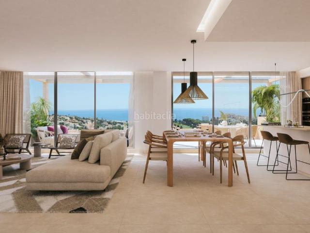 Apartamento en venta en Benalmádena, Nueva Torrequebrada. DISFRUTE DE TERRAZAS CON ORIENTACION SUR Y VISTAS AL MAR, DEL GOLF, DE LA PLAYA, DE LA COSTA DEL SOL. Apartamentos.