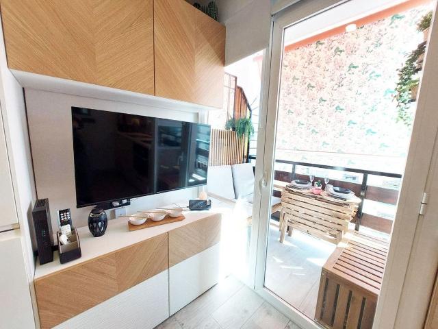 Apartamento en venta en Benalmádena, Parque de la Paloma. Apartamento en Última Planta de 1 dormitorios en Benalmadena Costa. Apartamentos.