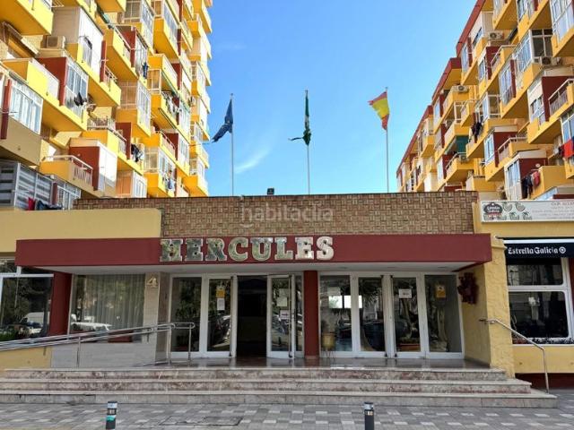 Apartamento en venta en Benalmádena, Parque de la Paloma. Apartamentos.