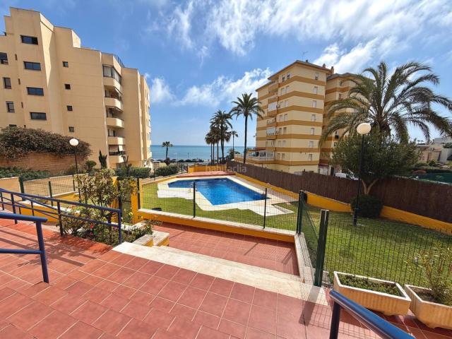 Apartamento en venta en Benalmádena, Parque de la Paloma. Apartamentos.