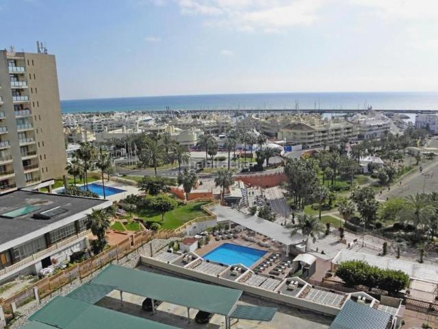 Apartamento en venta en Benalmádena, Puerto Marina. Apartamentos.