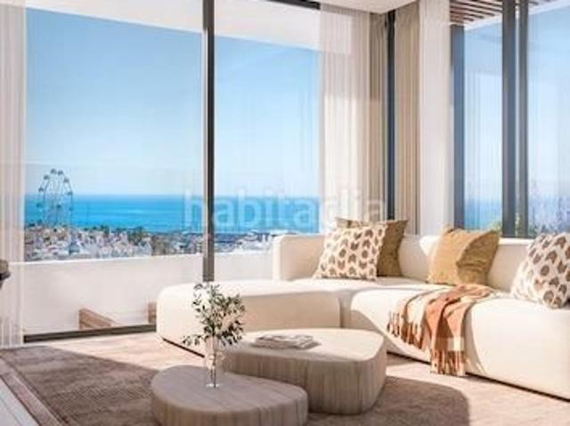 Apartamento en venta en Benalmádena, Puerto Marina. VIVIR DE LUJO JUNTO AL MAR. TU PUERTA AL PARAÍSO COSTERO DE PUERTO MARINA !. Apartamentos.