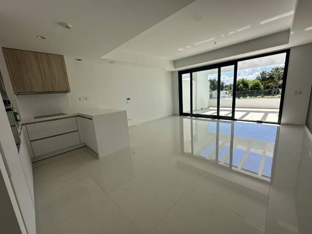 Apartamento en Venta en Benatalaya