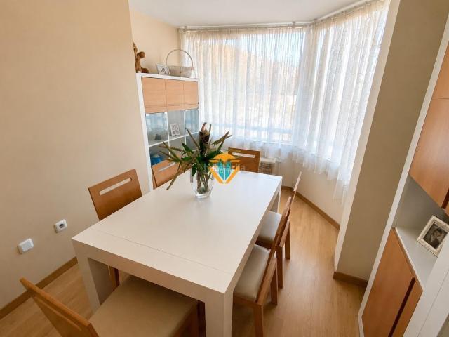 Apartamento en venta en Benidorm, Colonia Madrid. Amplio piso de 3 dormitorios reformado y con piscina en Colonia de Madrid. Apartamentos.