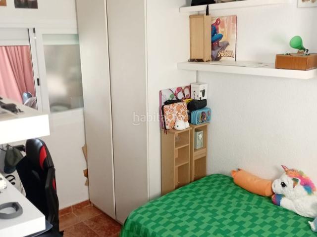 Apartamento en venta en Benidorm, Juzgados Plaza de Toros. Piso en Avenida de Suecia, Levante Pueblo 3 habitaciones. Apartamentos.