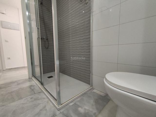 Apartamento en venta en Benidorm, Playa Poniente. Apartamento con vistas preciosas al mar y montañas en zona Cala de Benidorm. Apartamentos.