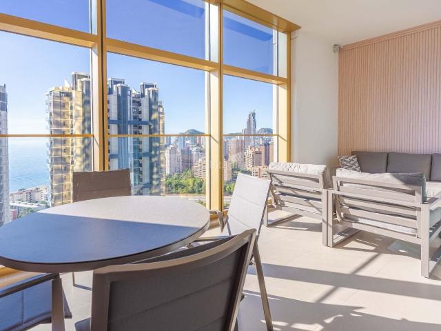 Apartamento en venta en Benidorm, Playa Poniente. Apartamentos.