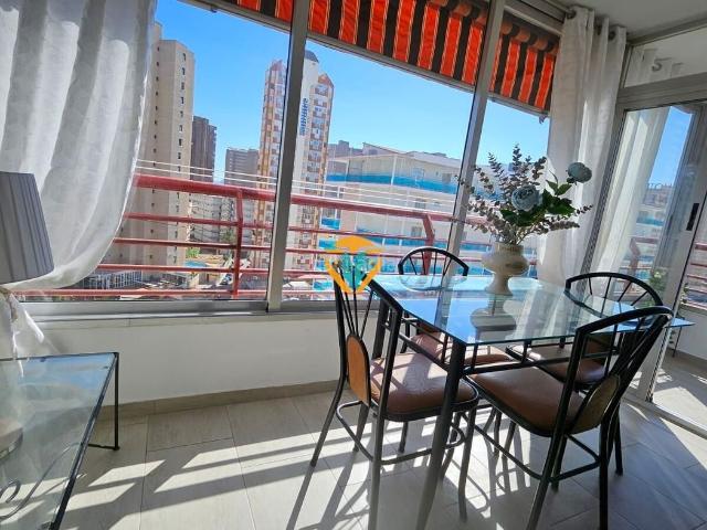 Apartamento en venta en Benidorm, Rincón Alto. Acogedor Apartamento Reformado en el Corazón de Rincón de Loix, Benidorm. Apartamentos.