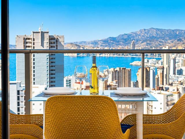 Apartamento en venta en Benidorm, Rincón Alto. Apartamento en el edificio más lujoso de la zona del Rincón de LOIX. Apartamentos.