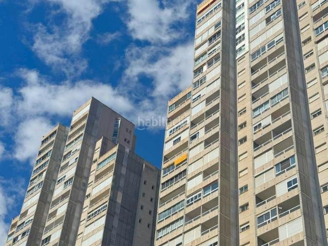 Apartamento en venta en Benidorm, Rincón Bajo. Se vende exclusivo apartamento con vistas al mar. Apartamentos.