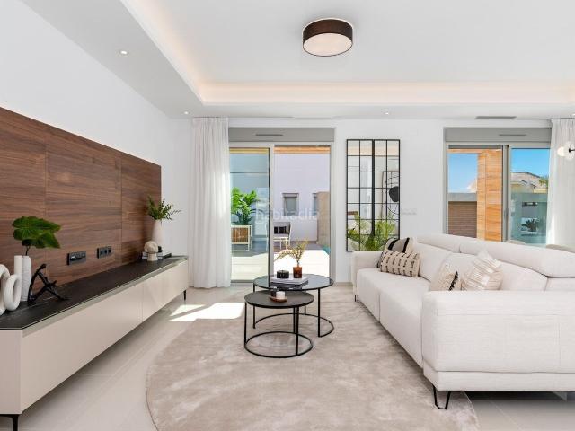 Apartamento en venta en Benijófar. Apartamentos.