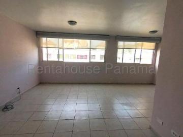 Apartamento en Venta en Bella Vista Transistmica Panamá 82 m2. 3 hab