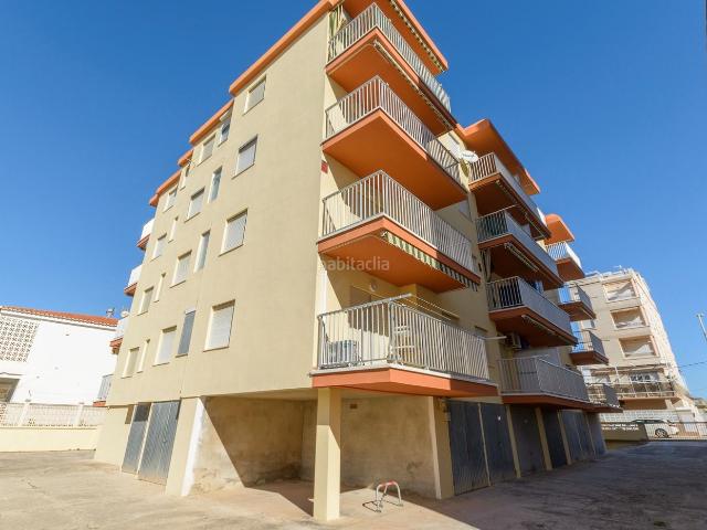 Apartamento en venta en Bellreguard. Apartamento Reformado a 100 m de la Playa en Bellreguard Oportunidad Única. Apartamentos.