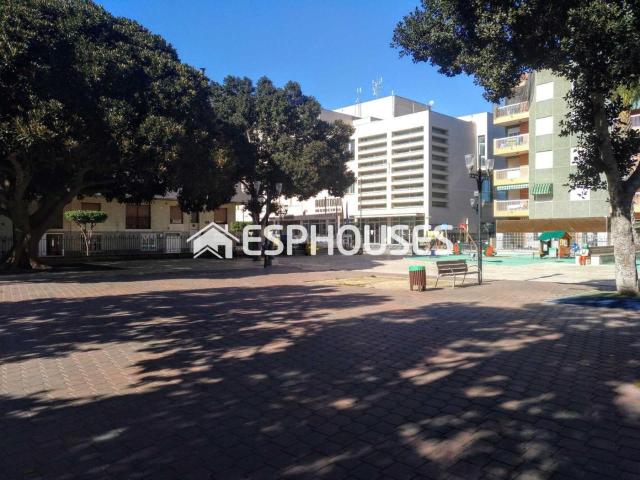 Apartamento en venta en Bigastro. Apartamento en Bigastro a un paso de todos los servicios. Apartamentos.