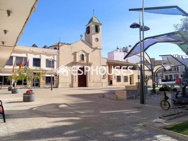 Apartamento en venta en Bigastro. Apartamento en Bigastro a un paso de todos los servicios. Apartamentos.