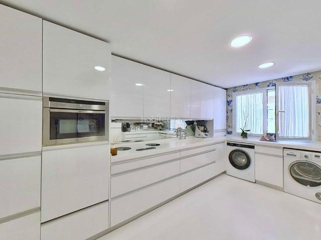Apartamento en venta en Boadilla del Monte, Sector B. Cerca del C.E.I.P Ágora. Apartamentos Boadilla del.