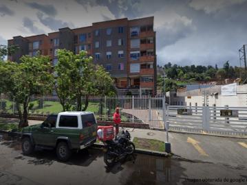 Apartamento En Venta En Bogota En El Pinar De Suba I, Ii V106916