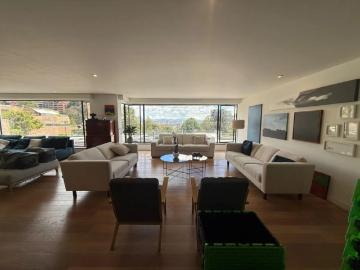 Apartamento En Venta En Bogota En El Refugio V385847