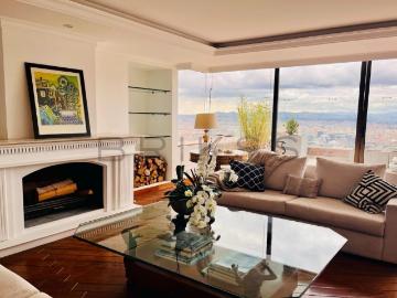 Apartamento En Venta En Bogota En El Refugio V391660