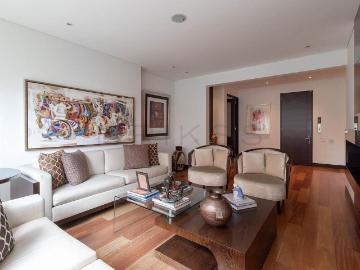 Apartamento En Venta En Bogota En Los Rosales V175769