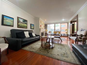 Apartamento En Venta En Bogota En Los Rosales V241472