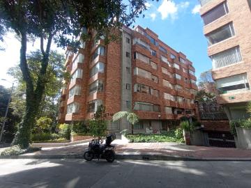 Apartamento En Venta En Bogota En Los Rosales V30329