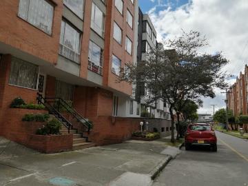 Apartamento En Venta En Bogota V8906