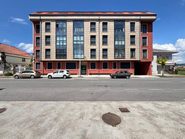 Apartamento en Venta en Boiro