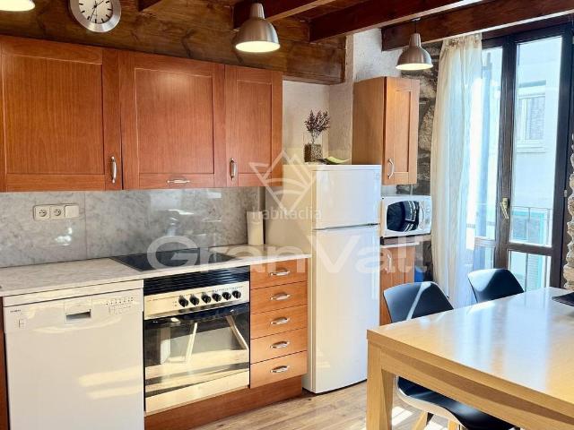 Apartamento en venta en Bourg Madame Pirineos. Acogedor apartamento en BourgMadame, a dos minutos de Puigcerdà. Apartamentos.