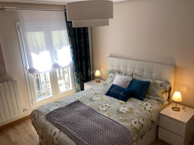 Apartamento en venta en Burgos, Casco Antiguo. FERNAN GONZALEZ. Apartamentos.